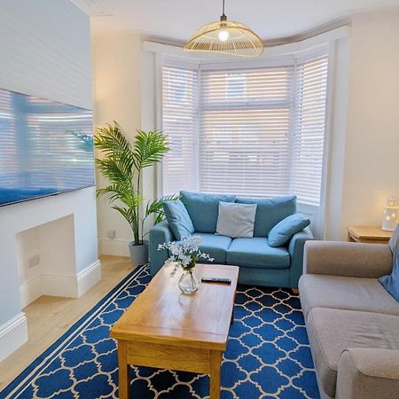 Villa Sea Breeze House Scarborough Esterno foto