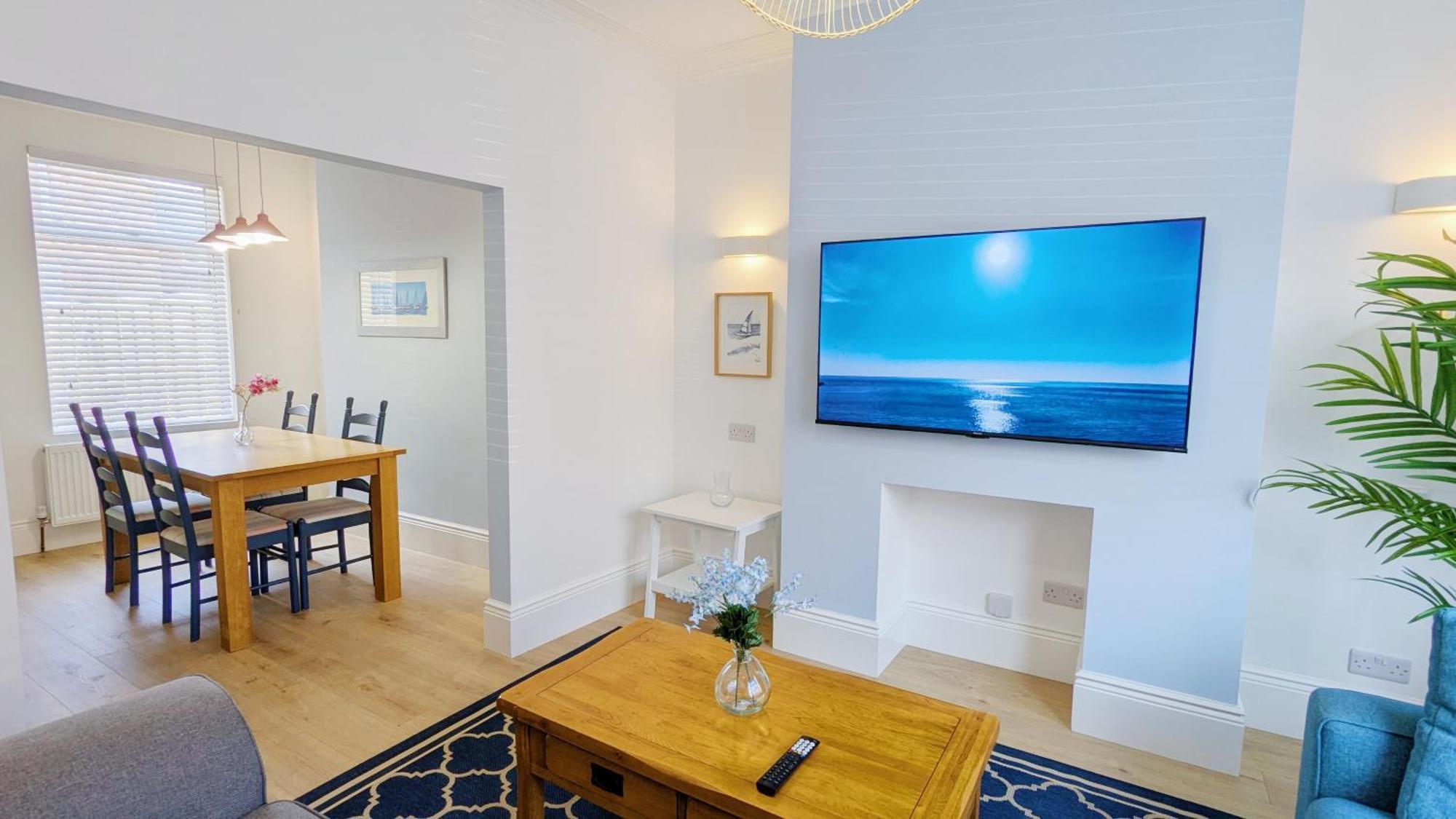 Villa Sea Breeze House Scarborough Esterno foto